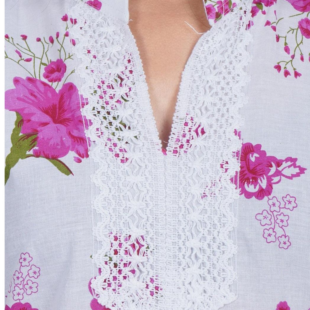 Women Pink Printed Straight Kurta-Flower Print