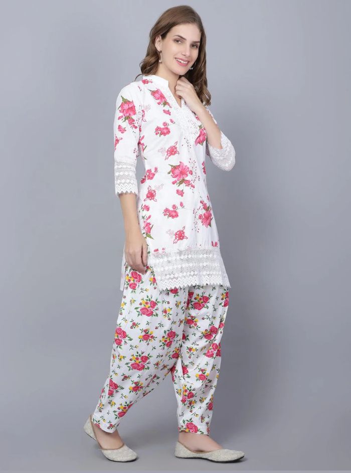 Pack of 2 Women Floral Print Cotton Blend Straight Kurta (Yellow, Red)