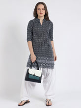 Women Chiken Embroidery Cotton Black Kurta and Salwar Set XXXL
