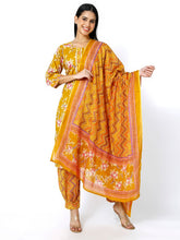Women Mustard Cotton Floral Print Kurti Set (Plus Size Available)