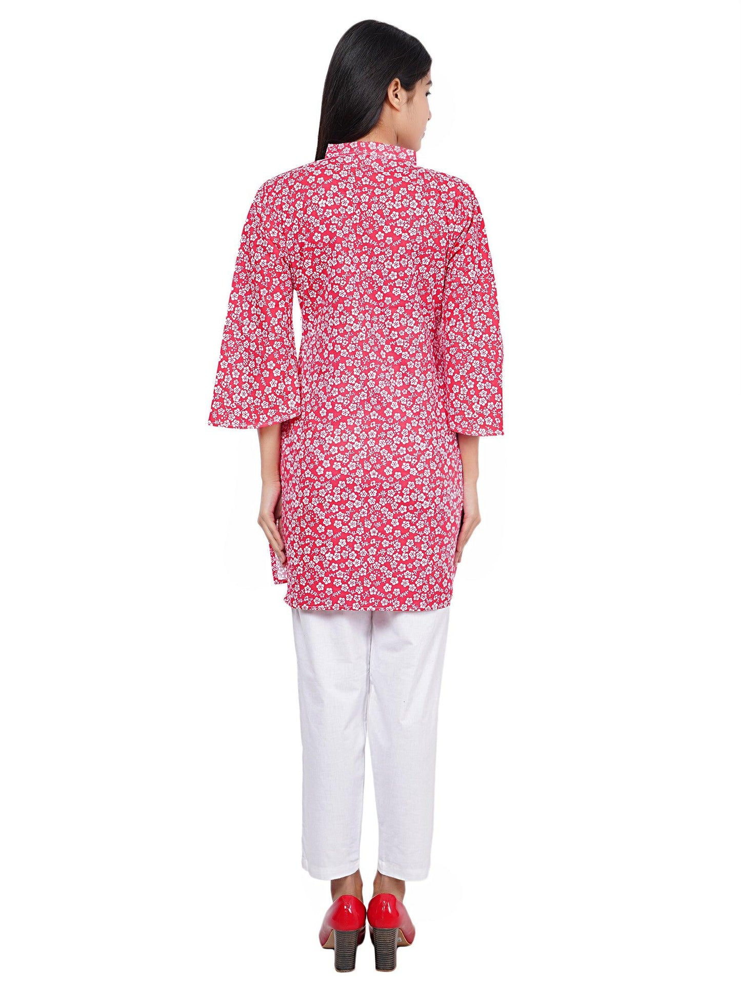 Trendzmy Women Red Floral Printed Straight Kurta