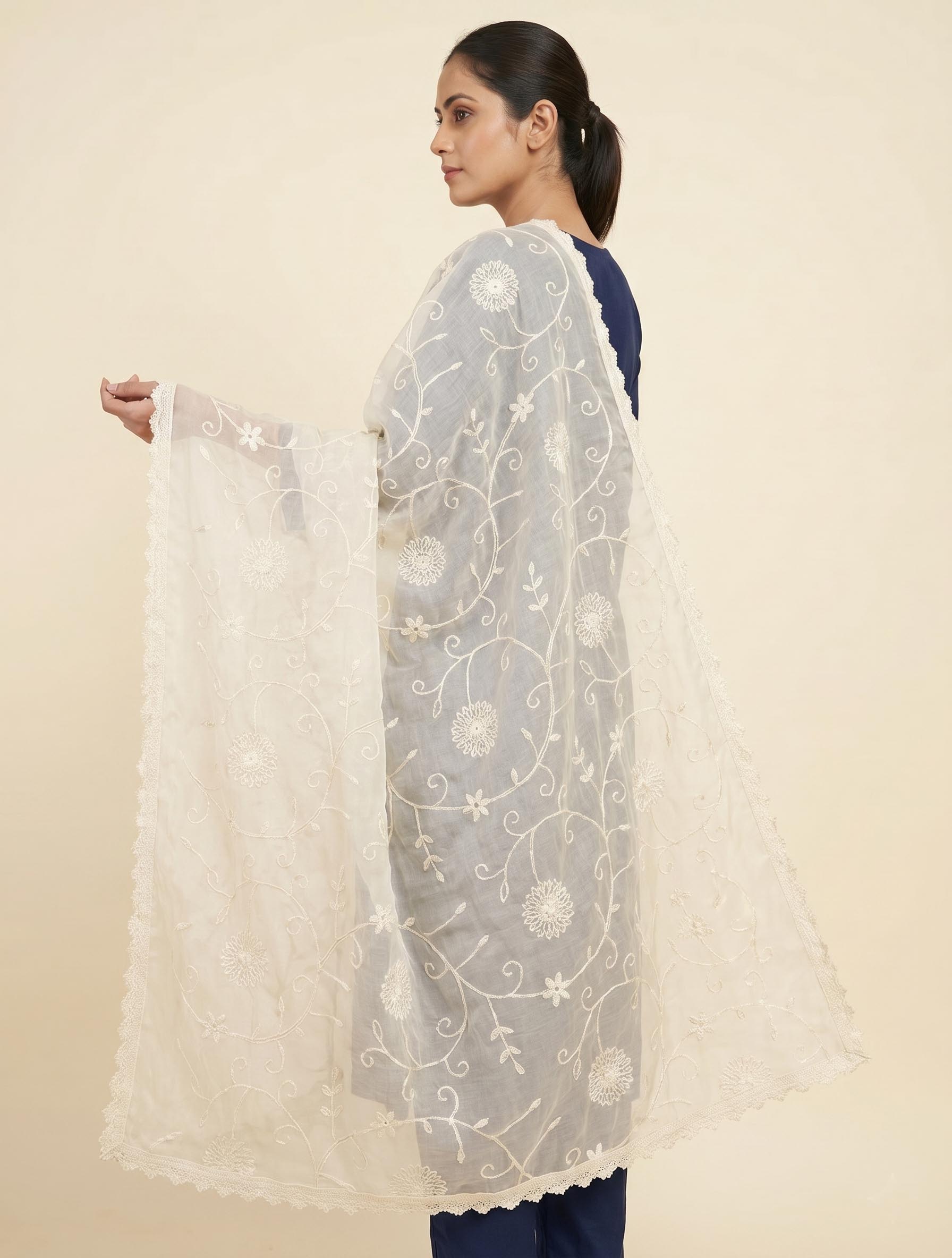 Exquisite Cream Pure Cotton Dupatta with All-Over Floral Jaal Embroidery and Lace Trim