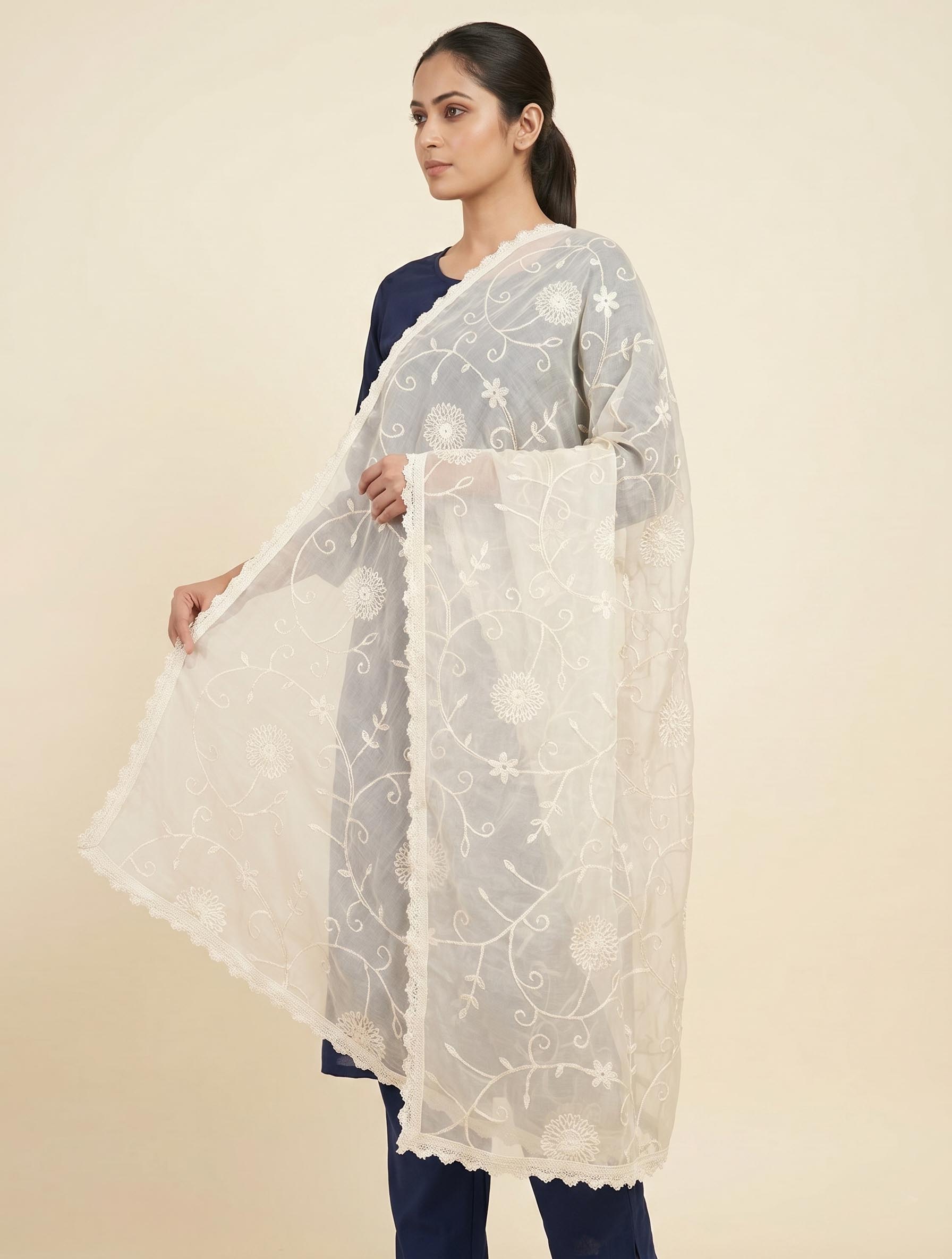 Exquisite Cream Pure Cotton Dupatta with All-Over Floral Jaal Embroidery and Lace Trim