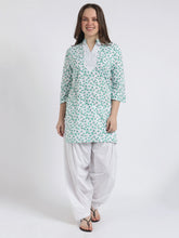 Women Printed Top Green Kurta and Salwar Set Pure Cotton