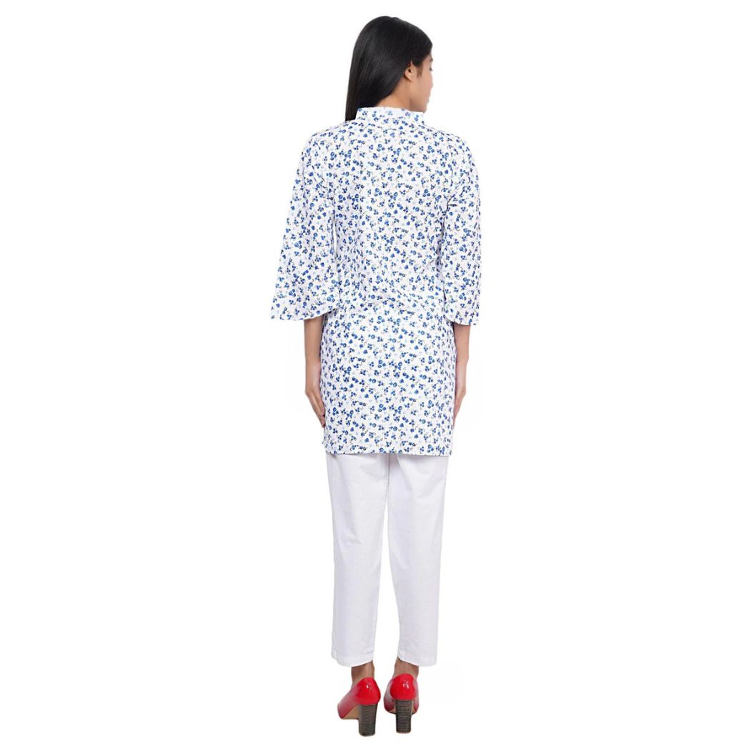 Women Blue Floral Printed Straight Kurta