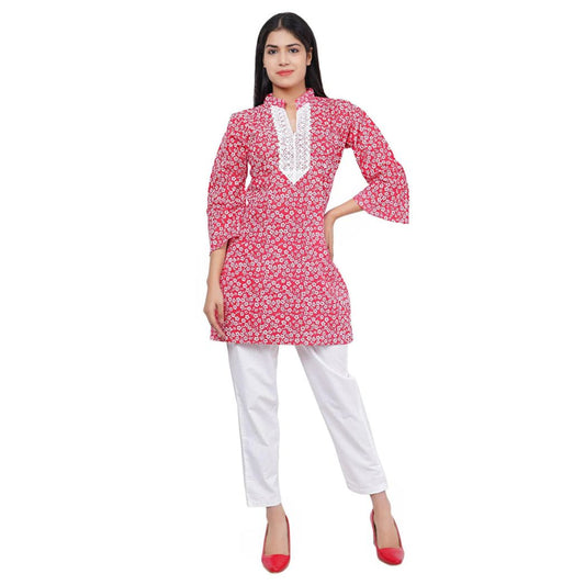 Women Red Floral Printed Straight Kurta