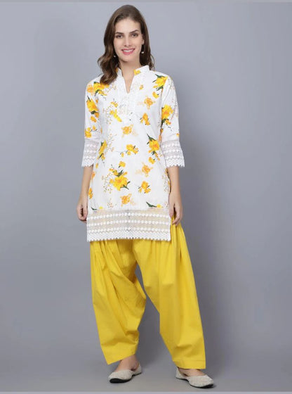 Pack of 2 Women Floral Print Cotton Blend Straight Kurta  (Yellow, White)