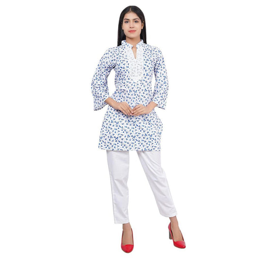 Women Blue Floral Printed Straight Kurta