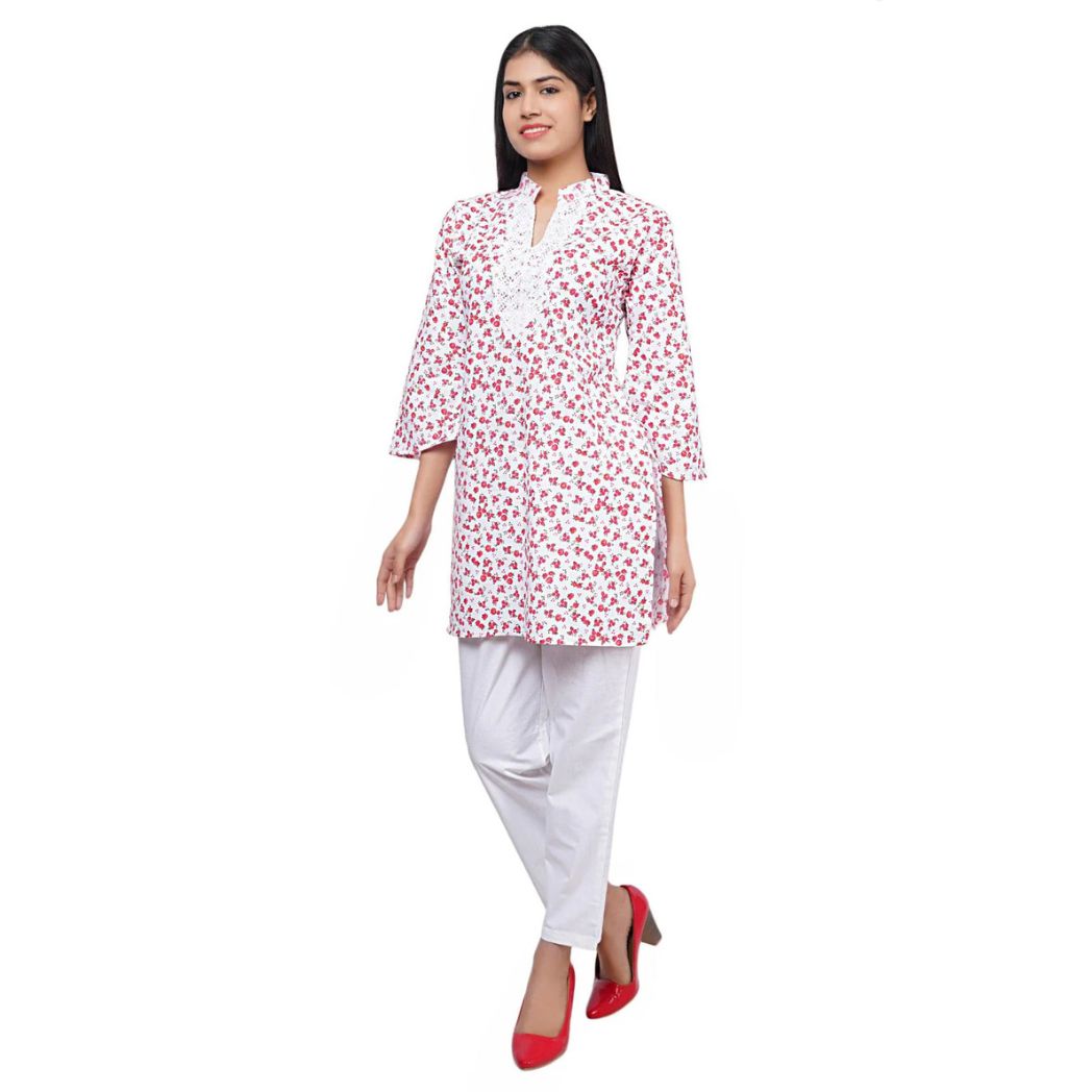 Women White and Red Floral Printed Straight Kurta