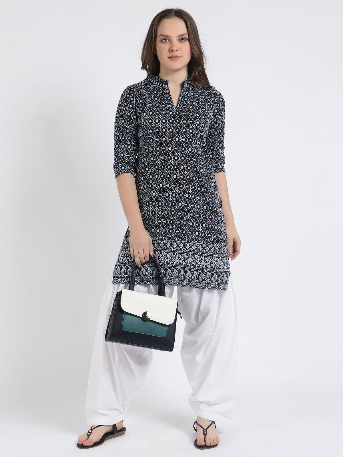 Women Chiken Embroidery Cotton Black Kurta and Salwar Set XXXL
