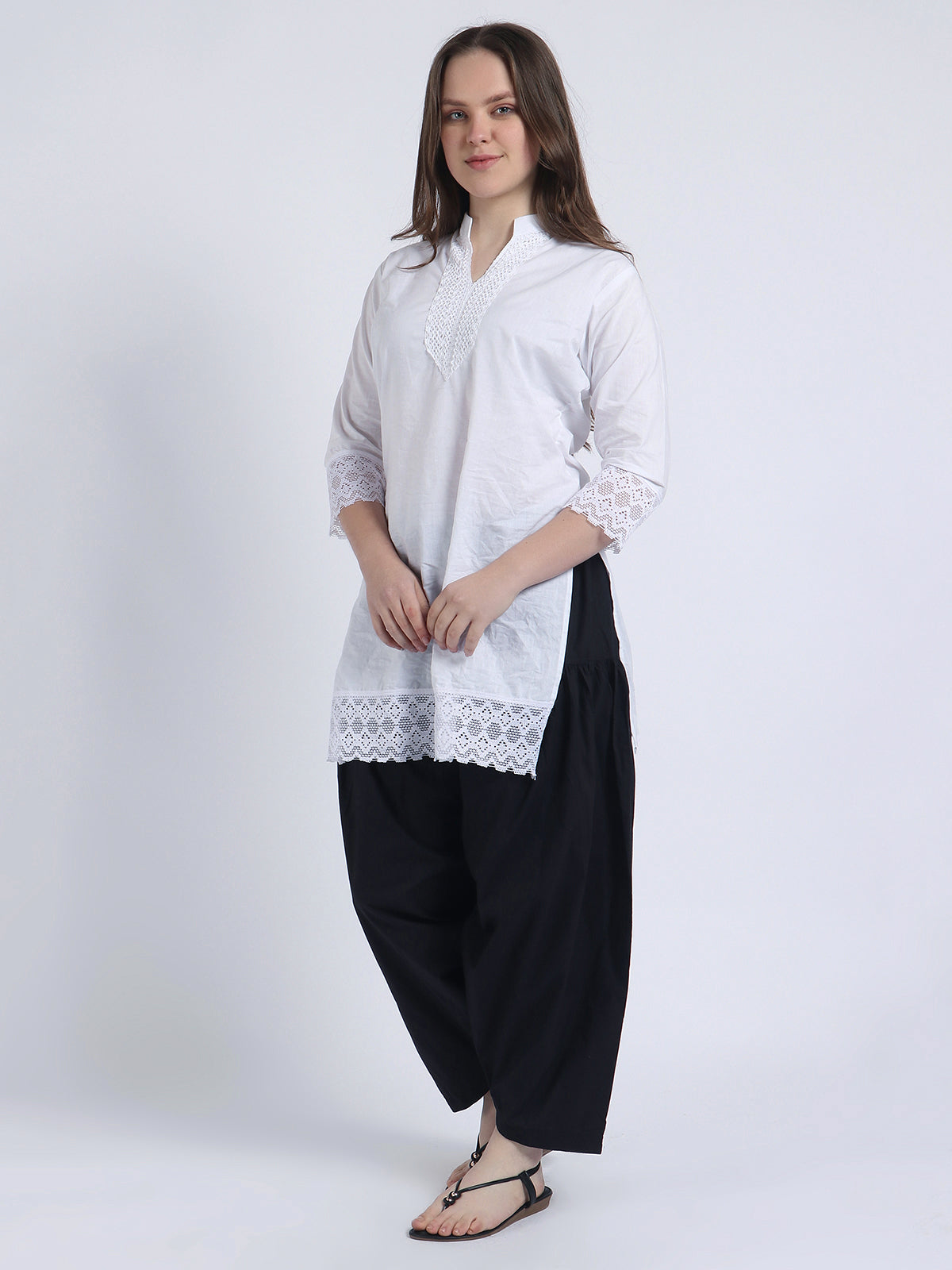 Women Solid White Kurta and Black Salwar Set Pure Cotton