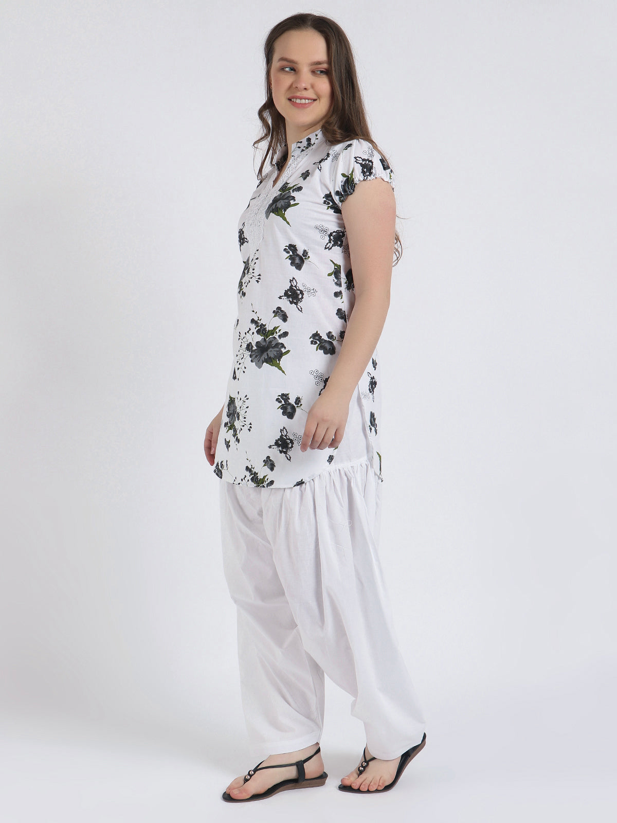 Women Printed Grey Kurta and Salwar Set Pure Cotton