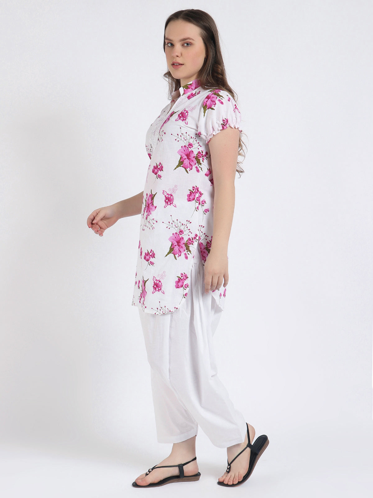Women Printed Pink Kurta and Salwar Set Pure Cotton
