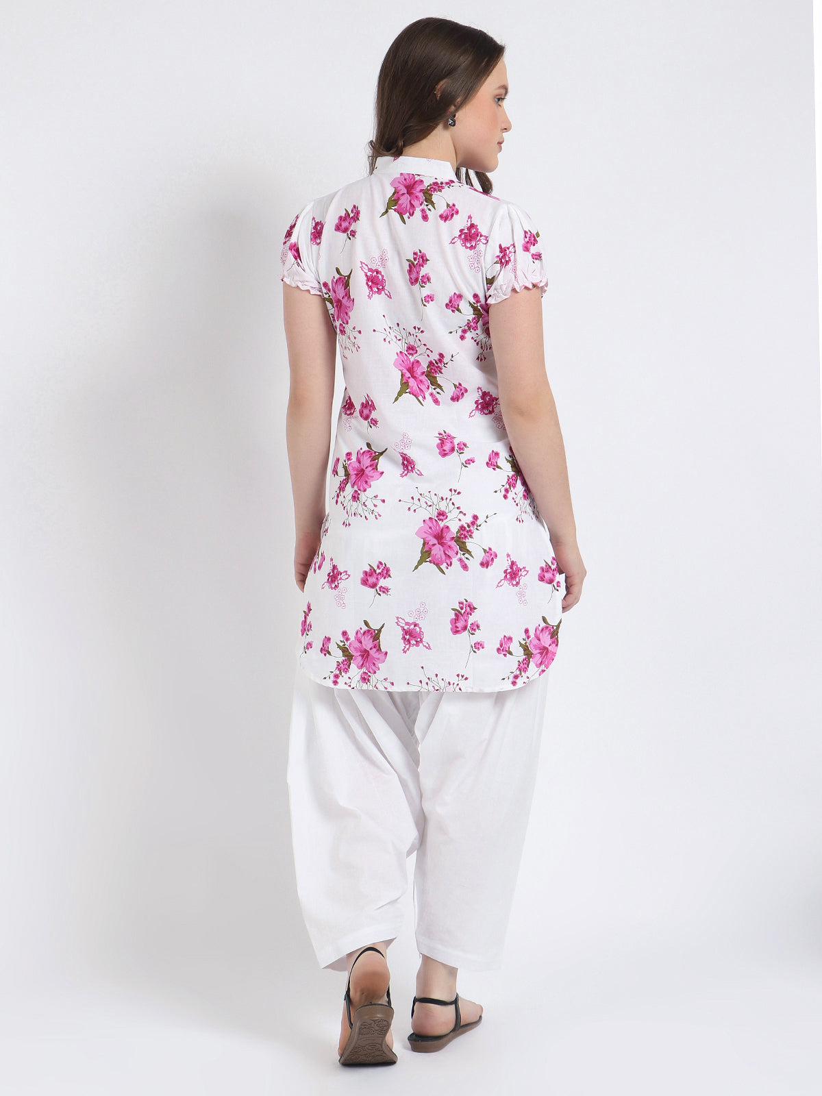 Women Printed Pink Kurta and Salwar Set Pure Cotton