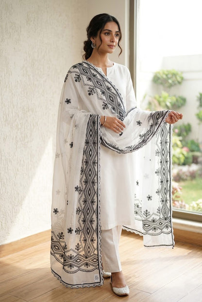 Women Classic White Pure Cotton Embroidered Dupatta – 2 Meter