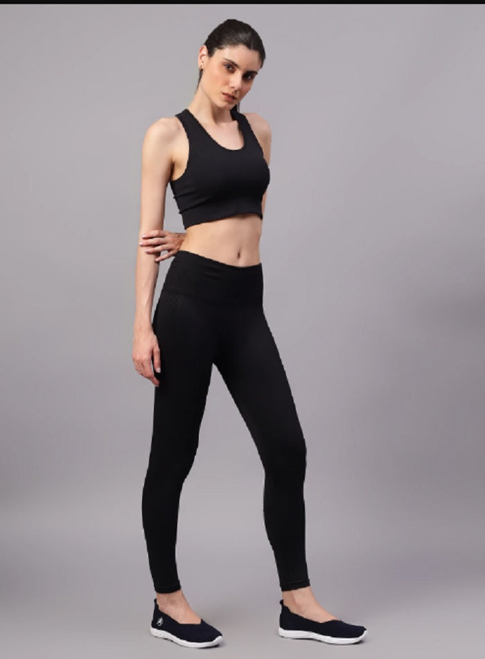 Shiv Naresh Women Black Core Fit Seamless Gym Workout Set