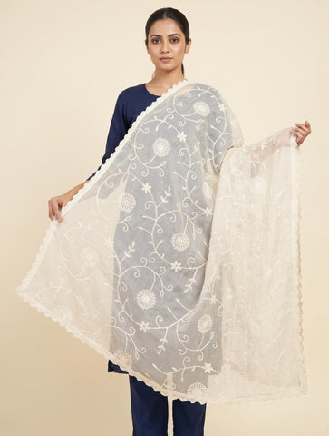 Exquisite Cream Pure Cotton Dupatta with All-Over Floral Jaal Embroidery and Lace Trim