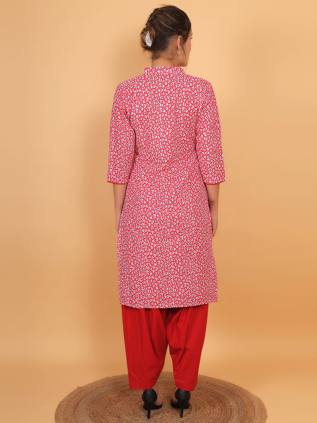 Women Red Floral Printed Cotton Kurti with One Side Pocket