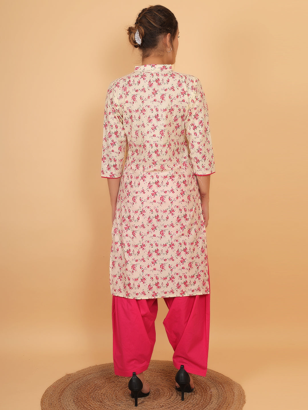 Women Cream and Pink Floral Printed Cotton Kurta with One Side Pocket
