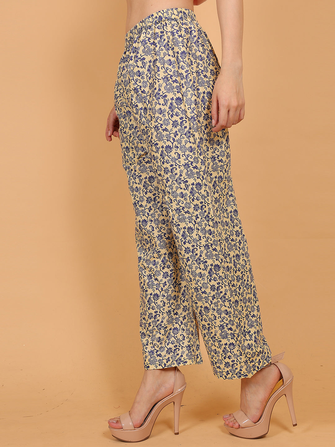 Women's Cream Blue Printed Cotton Palazzo Pants with Pockets – Fits Size L(S to L) and Fits Size XXL (XL to 3XL)